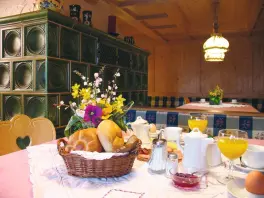 Pension Broslhof in 82266 Inning am Ammersee: