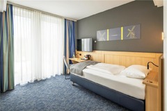 Single Room Accessible