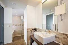 Suite - Bathroom