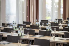 Meeting Room Sydney + Tokio