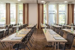 Meeting Room Sydney + Tokio