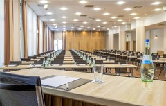 Meeting Rooms Sydney + Tokio + Montreal
