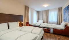 Family 4 Room
