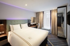 Premier Inn Germany room