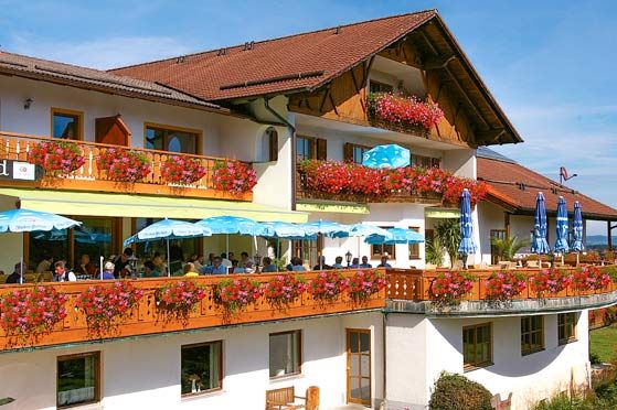 Landgasthof "Zum Eibenwald"