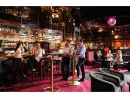 Binnen Bremer Bar in 28215 Bremen: