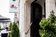 Außenansicht der Tapas Bar Léon.