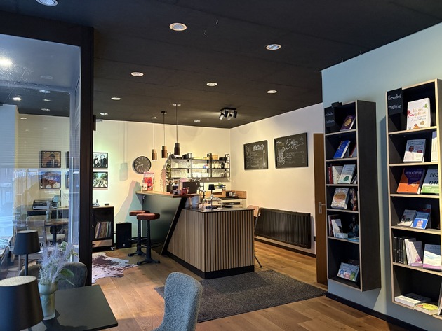 Cafe aum