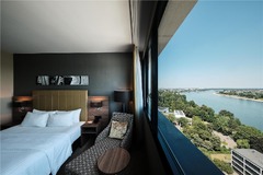 Standard & Premium River View Room