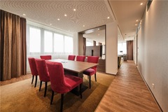 Panorama Suite Living Room