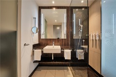 Standard Room Bath