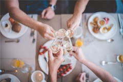 Enjoy brunch together with family and friends.