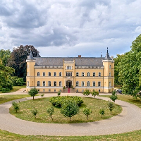 Schloss Kröchlendorff e.V. · 17291 Nordwestuckermark · Oskar-von-Arnim-Straße 1