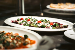 Warme und kalte Speisen in Magdeburg - Catering -  by Riha Eventloctaion & Catering