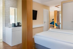 Loft Suite