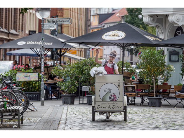 Julians Eismanufaktur Birne & Beere
